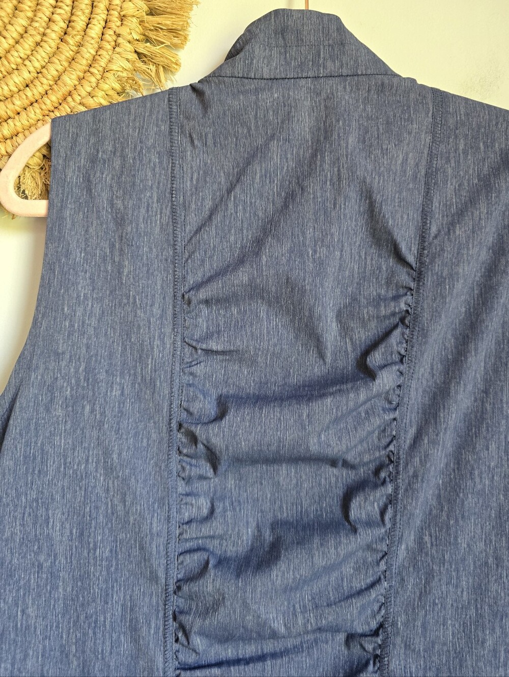 Chico's Zenergy Neema Indigo Ruched Zip Front Athletic Travel Vest SZ Medium - Picture 7 of 10